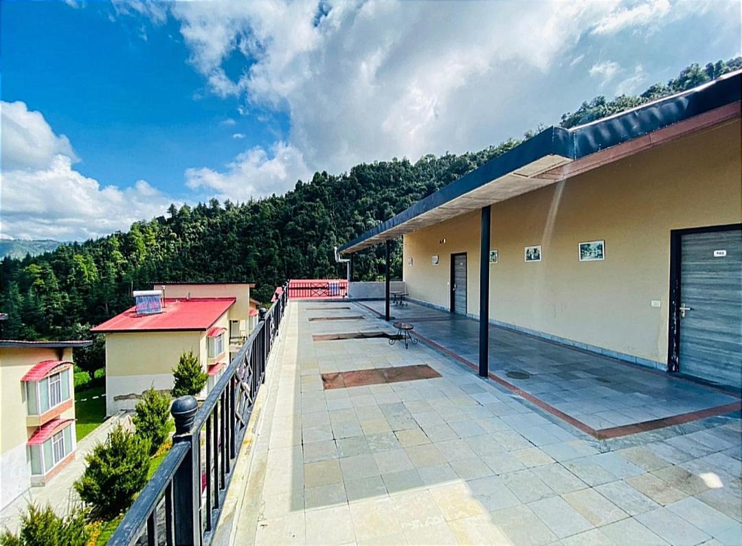 Mist n Meadows Resort Rājgarh Zewnętrze zdjęcie