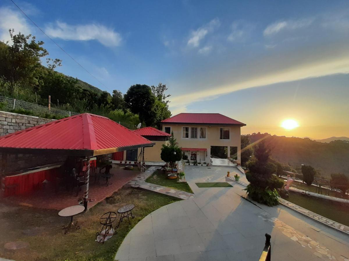 Mist n Meadows Resort Rājgarh Zewnętrze zdjęcie